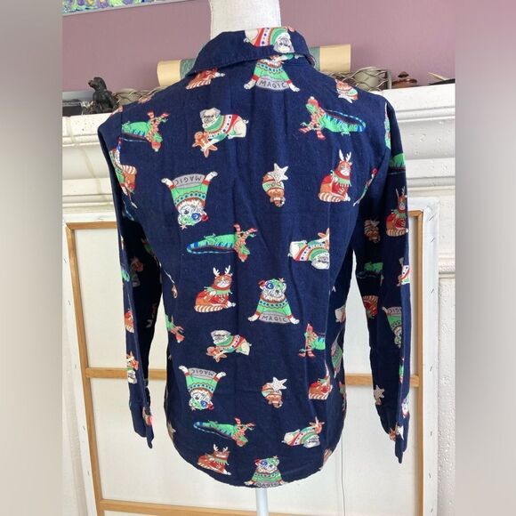 NWOT flannel 2 pc. pj set Xmas animals in hats: dogs, cats, iguanas runs big - Picture 3 of 13